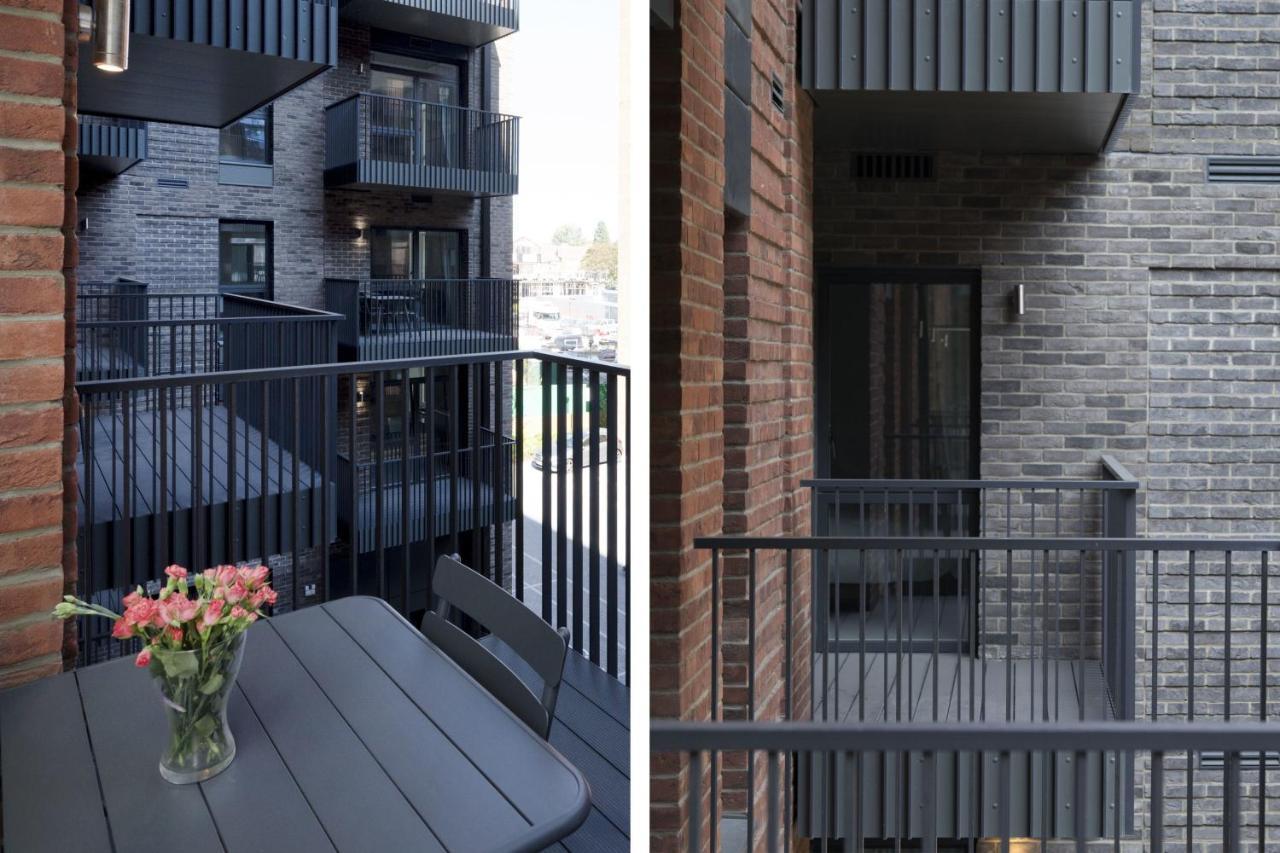 Modern Studios And Apartments At Barking Wharf In Λονδίνο Εξωτερικό φωτογραφία